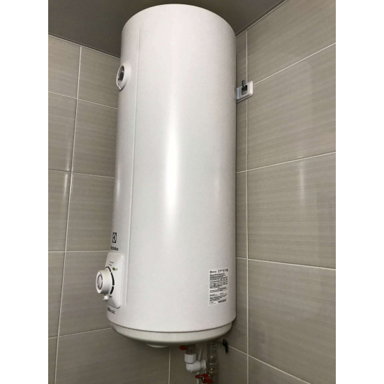Водонагреватель накопительный ELECTROLUX EWH 50 AXIOmatic Slim