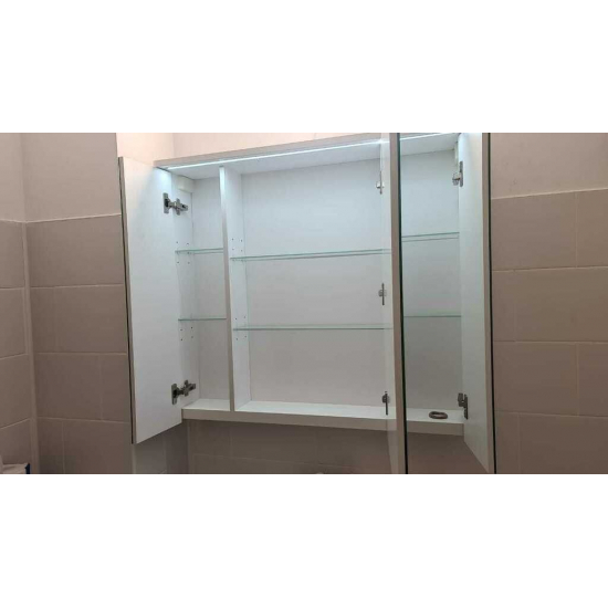 Зеркало-шкаф LEMARK Zenon 90x80, с подсветкой и розеткой