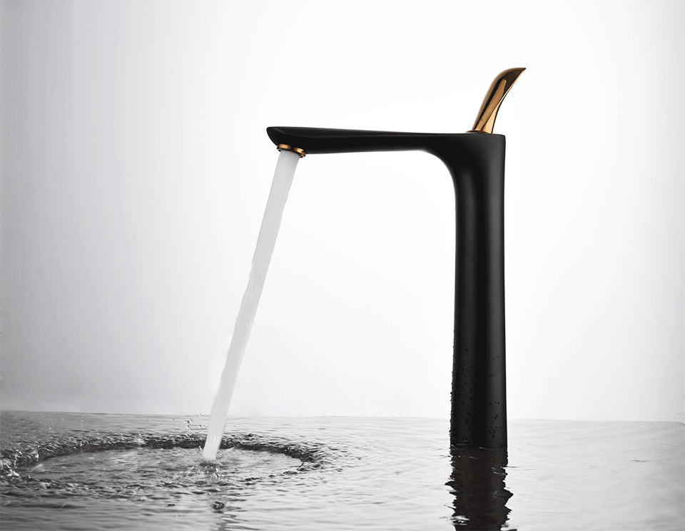 Смеситель для раковины D&K Venice.Baciano DA1032059 чёрный/золото